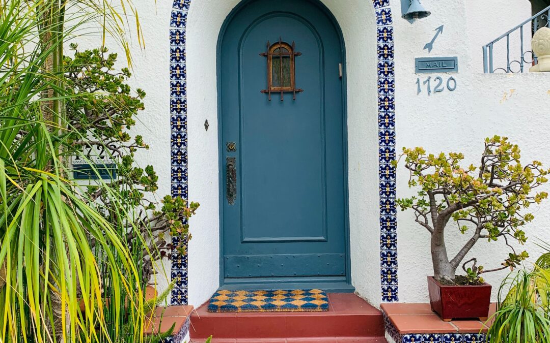 How to Improve Your Short-Term Rentals Curb Appeal